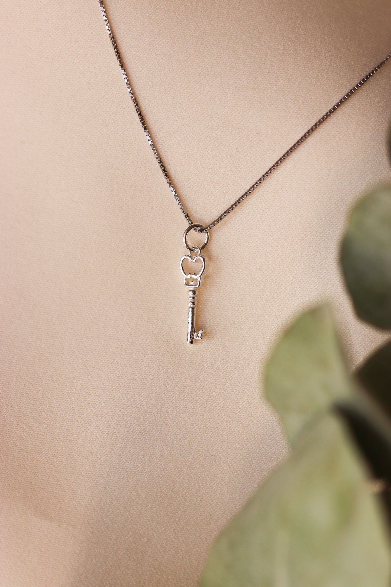 Palestinian right of return small key necklace